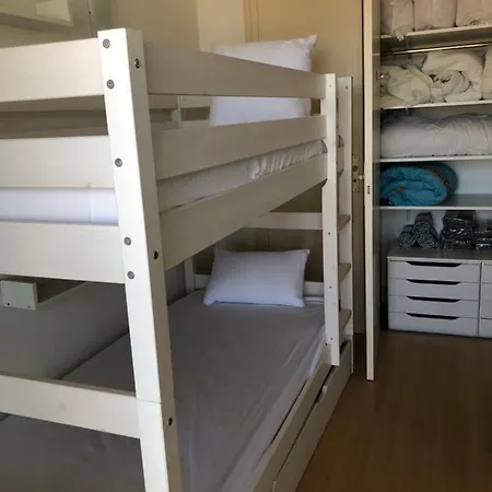 Lumineux, Avec Balcon, A 200m De La Hendaya